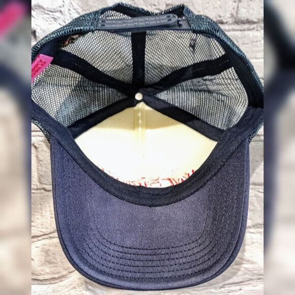 Vintage style limited edition CHERRY WORLD Trucker hat snapback - Picture 6 of 8